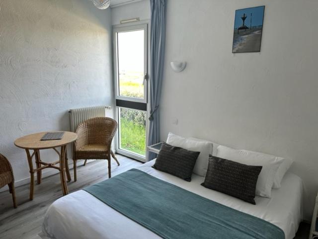 Hotel Les Esseppes L'Epine  외부 사진